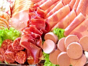高級ハムソーセージの初回限定セットにはどんな商品が含まれているの？